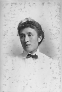 A photograph of Edith Eaton